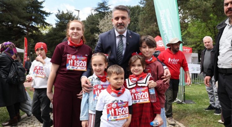 23 Nisan Bursa’da coşkuyla kutlandı