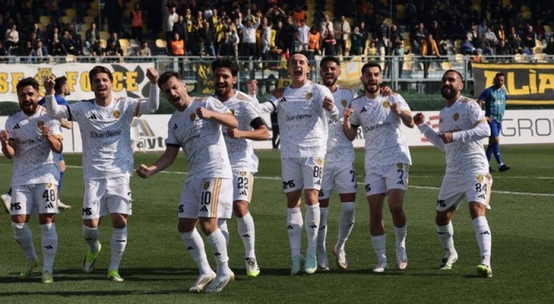 Aliağa'nın gözü zirvede