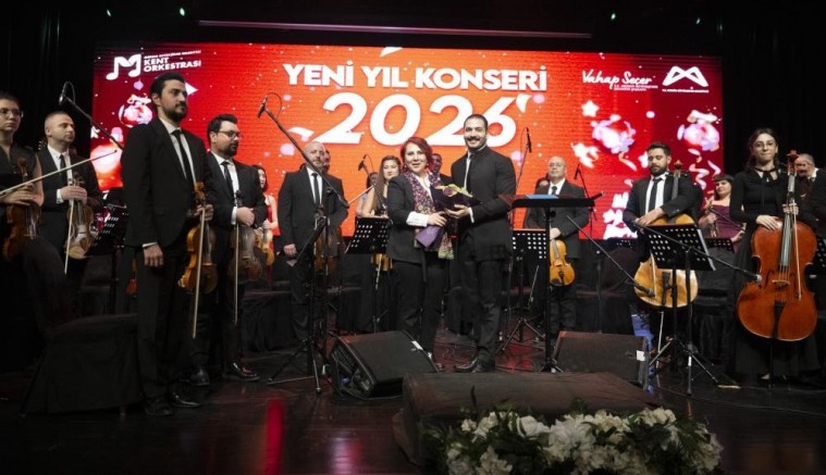 Alkışlar Mersin Kent Orkestrasına