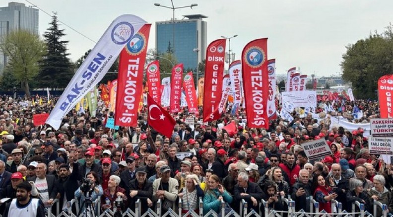 Ankara'da emekçiler 1 Mayıs'ı kutladı