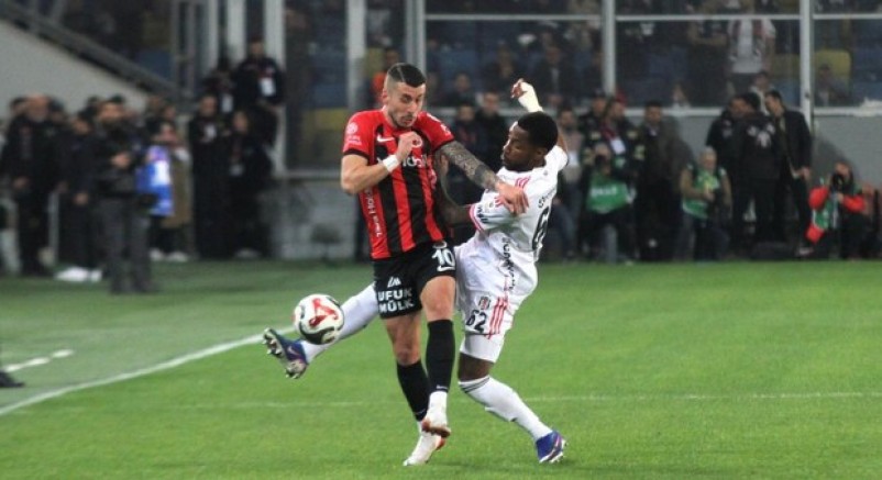 Ankara'da ilk yarı gol yok: 0-0