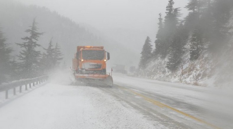 Antalya-Konya karayolunda kar yağışı başladı