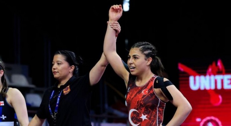 Avrupa Şampiyonası’nda Delal Kadir’den bronz madalya