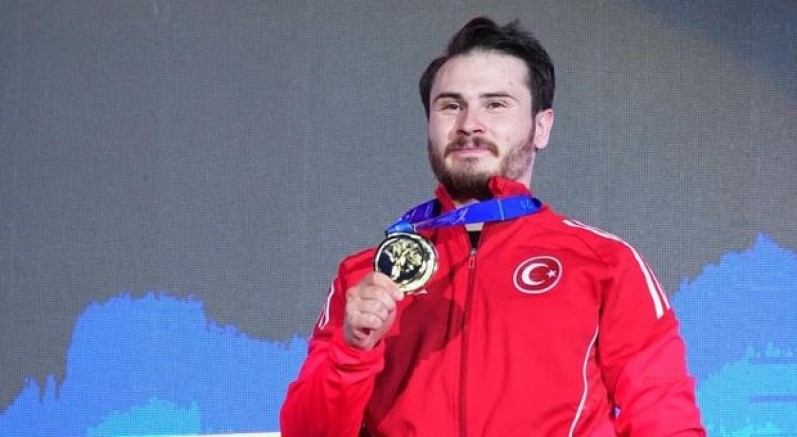  Avrupa Şampiyonası'nda Enes Özdemir'den altın madalya