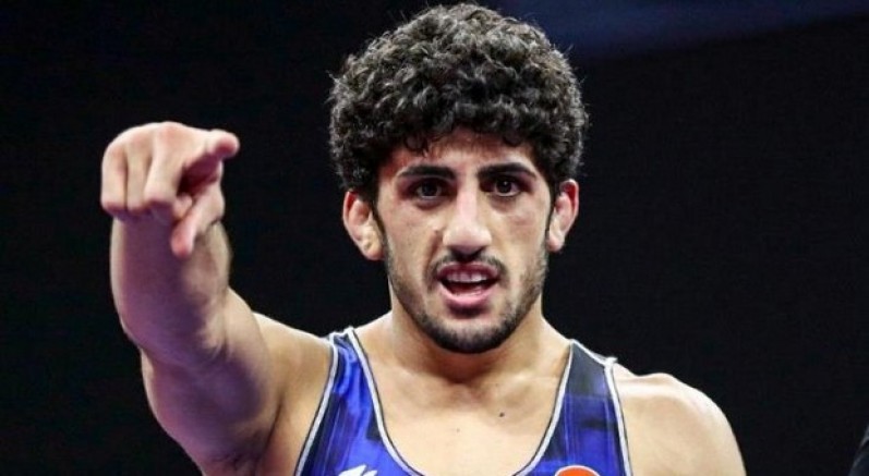 Azat Sarıyar’dan bronz madalya