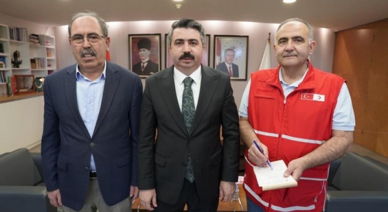 Başkan Oktay Yılmaz’dan anlamlı bağış