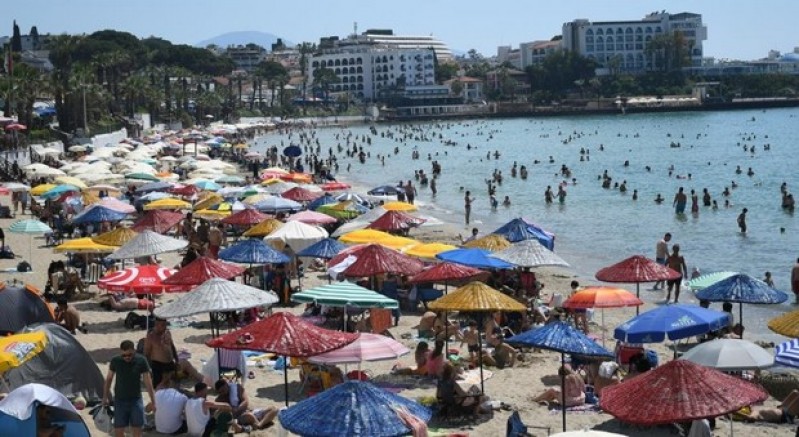 Bayram tatilinde turizmin kalbi Kuşadası'nda attı