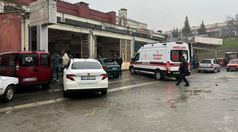 Besni’de silahlı kavga: 1 yaralı