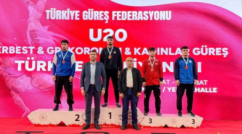 Bursa Büyükşehir'den Said Rıza Türkiye ikincisi