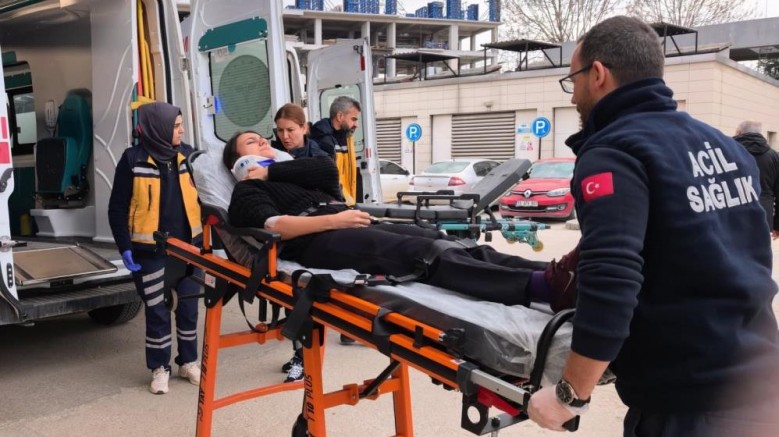 Bursa’da trafik kazası, 2 kişi yaralandı