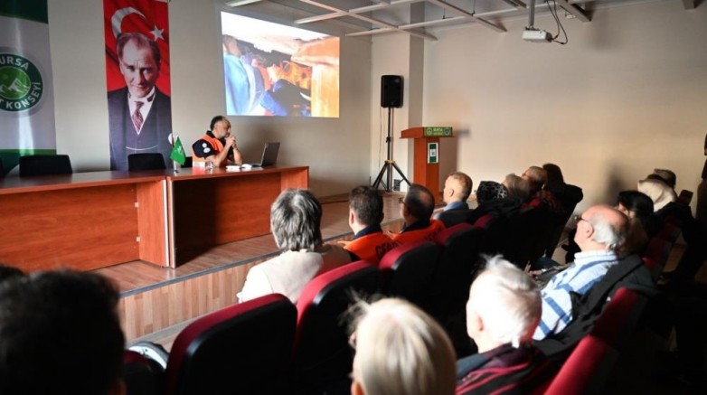 Bursa Kent Konseyi afetle mücadele ediyor