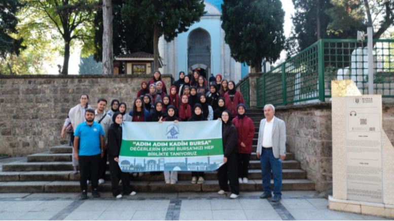 Bursa Yıldırımlı gençlerden tarihi yolculuk