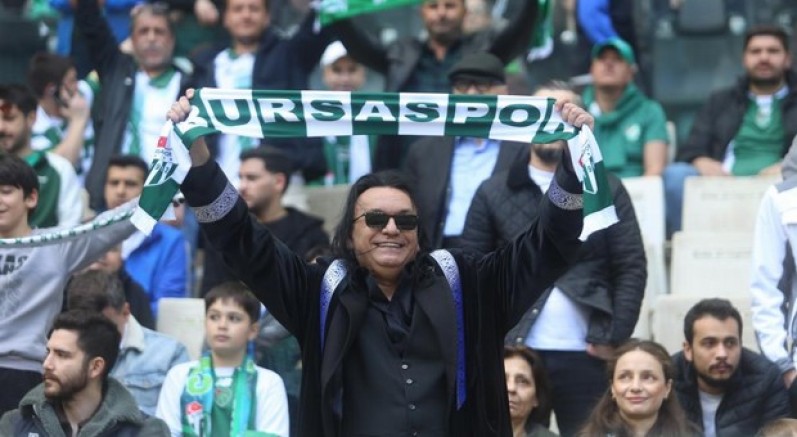 Bursaspor’a Gökhan Kırdar’dan özel beste sözü