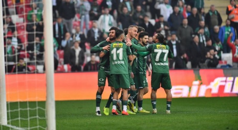 Bursaspor'un dönüşü: 3-0