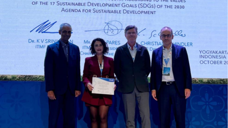 BUÜ’lü akademisyenler ödüle doymuyor