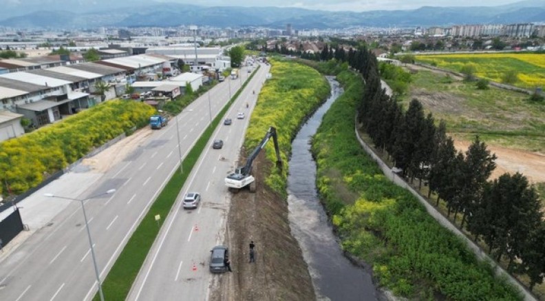 Büyükşehir Nilüferin derelerini ıslah ediyor