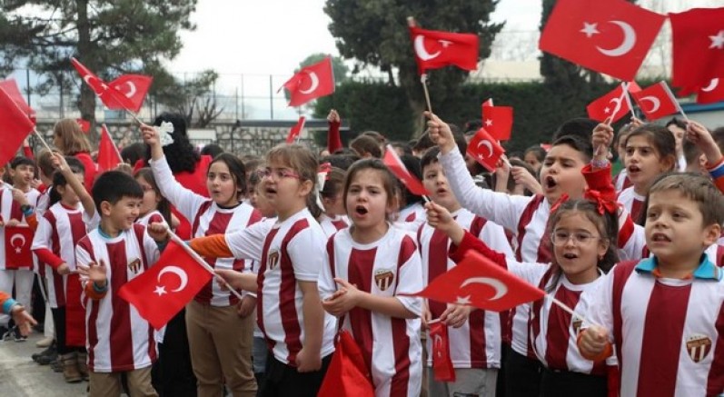 Çocuklar İnegölspor formasıyla buluşuyor