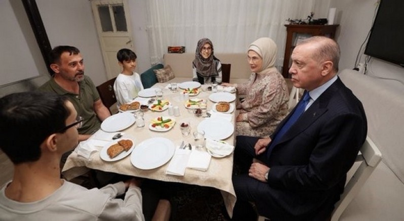 Cumhurbaşkanı Erdoğan, Kayacık ailesinin misafiri oldu