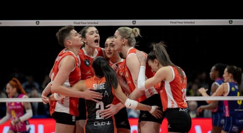 Eczacıbaşı Dynavit finalde