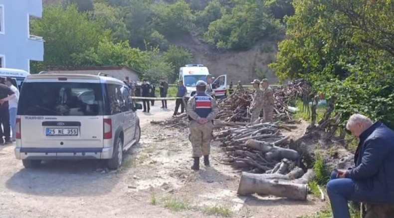 Eşini odunla döverek öldürdü