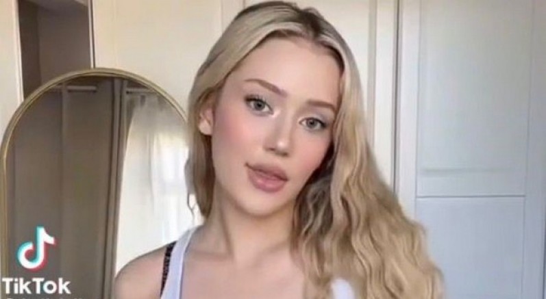 Fenomen kadın köprüden atladı