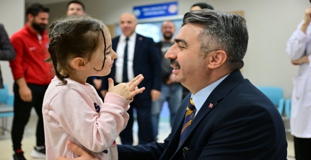 Yıldırım 'Engelleri' sevgiyle aşıyor