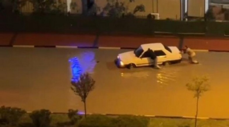 Hatay yağmura teslim