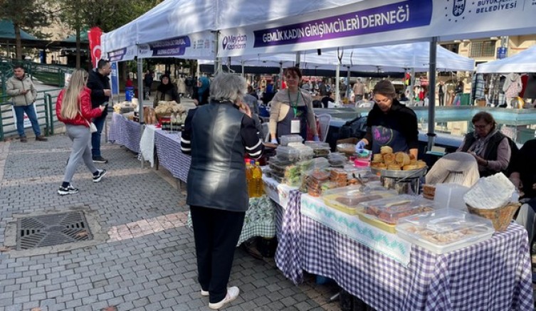 Heykel'de ‘Meydan Kadınların’