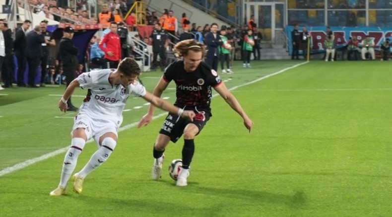 İlk yarı golsüz geçildi
