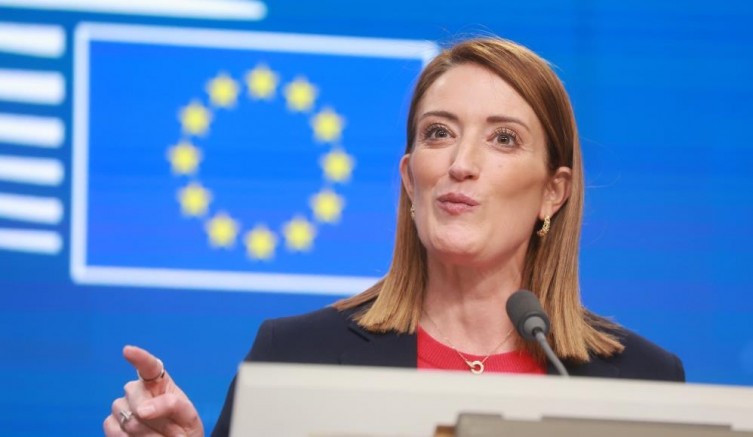 İranlı diplomatların AP binalarına girişi yasaklandı