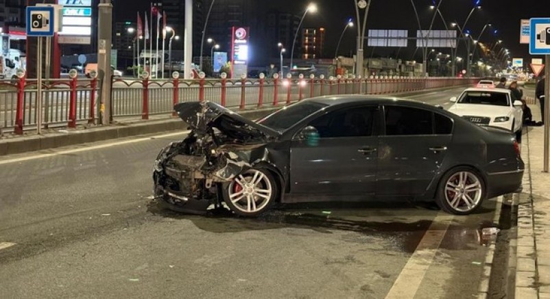 Kayseri’de iki otomobil çarpıştı: 1 yaralı