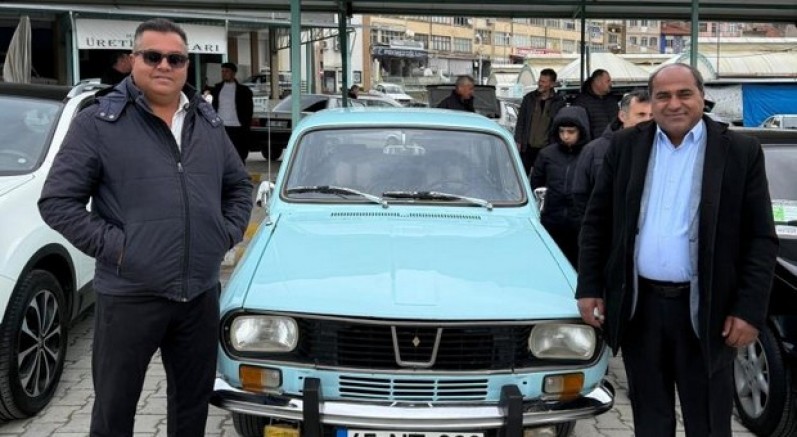Klasik otomobil 210 bin liraya yeni sahibini buldu