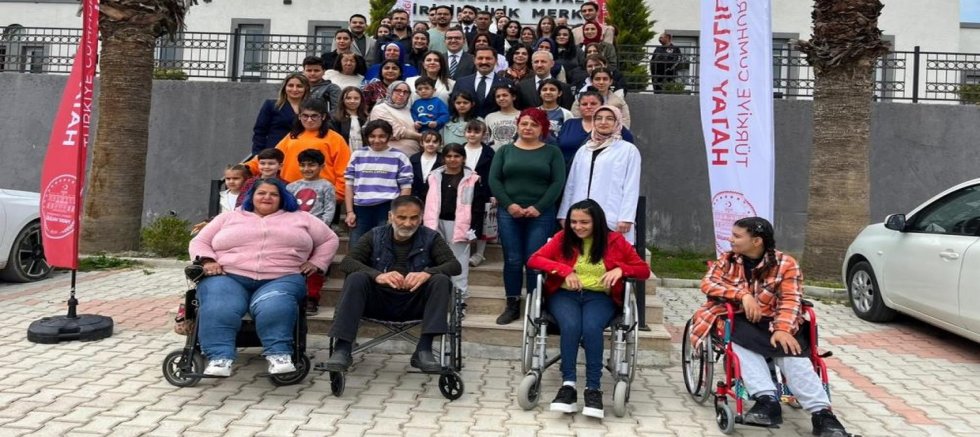 Alkışlar eşliğinde yeni hayatına ilk adımlar