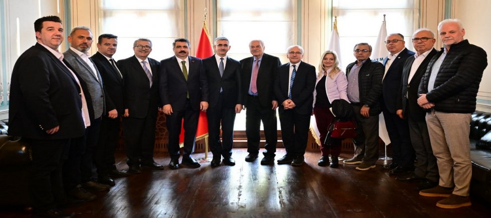 Balkanlarla göbek bağımız var