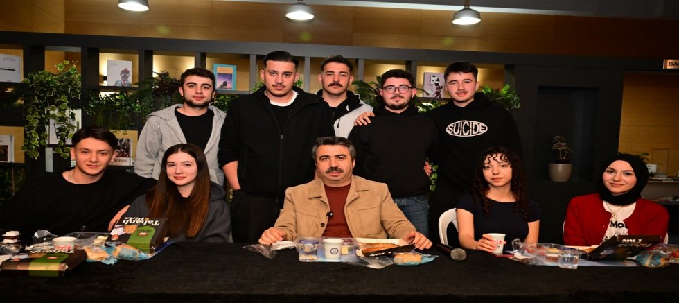 Başkan Yılmaz'dan sahur sürprizi