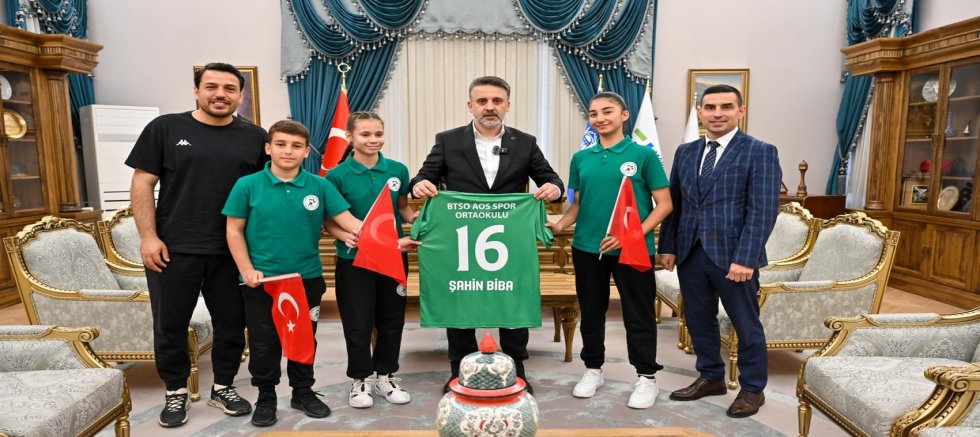 Başkanlık koltuğu çocukların oldu