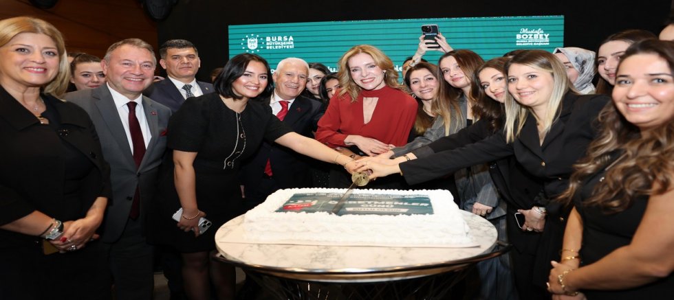 Büyükşehirli öğretmenler özel gecede buluştu