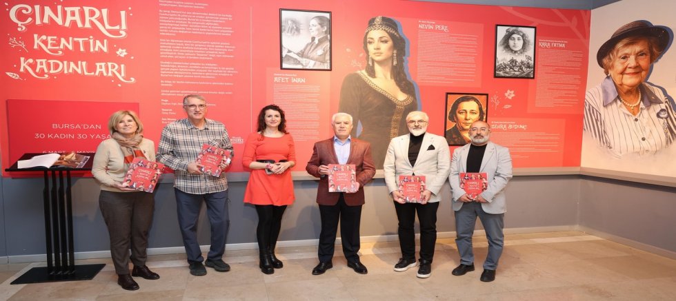 ‘Çınarlı Kentin Kadınları'nın dünyasına yolculuk