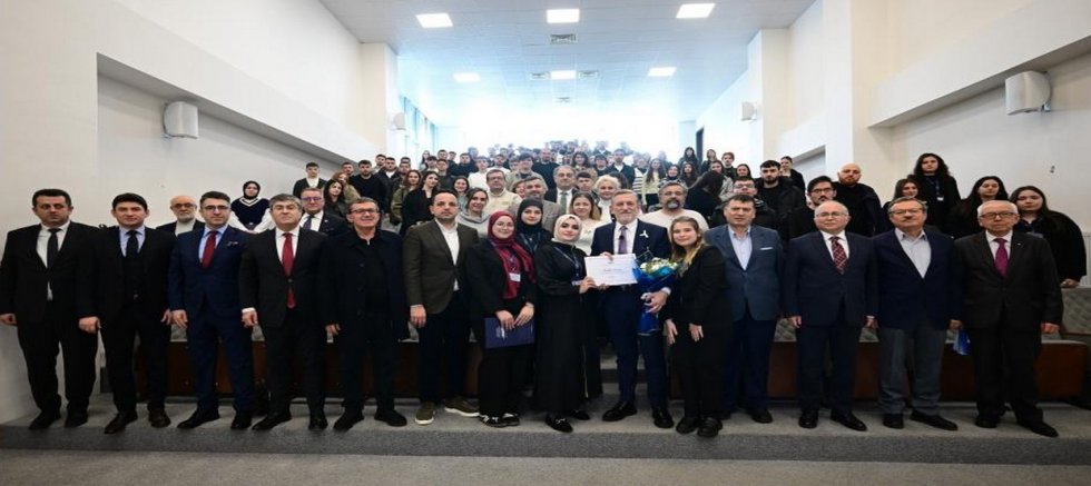 Gençlere dönüşüm mesajı