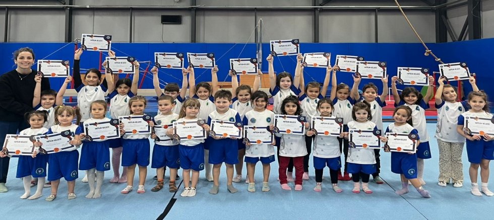 Kış Okullarında sertifika heyecanı