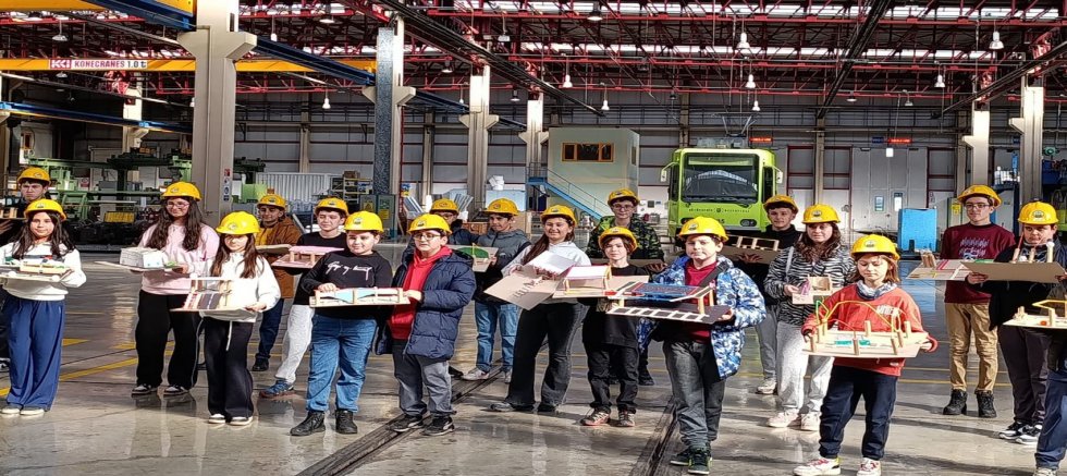 Öğrenciler BURULAŞ’ta hem eğlendi hem öğrendi