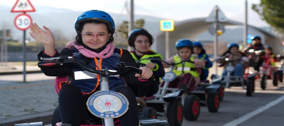 Oyak Renault'dan gelecek için güvenli adımlar projesi