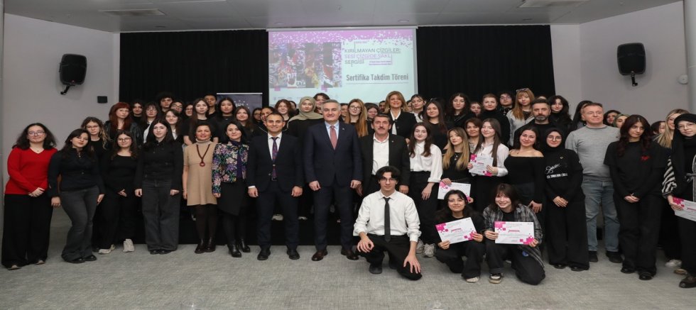 Şiddetsiz yaşama dijital sergiyle dikkat çektiler