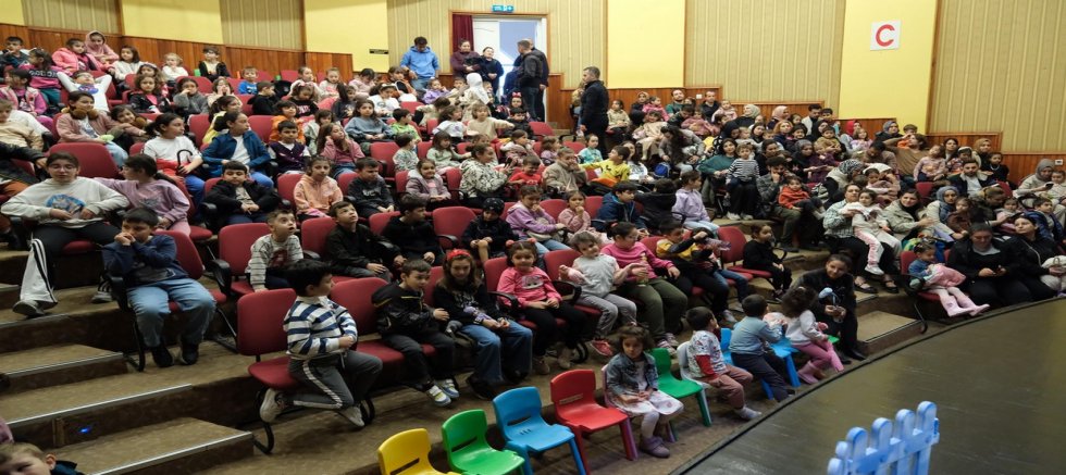 Ufukları gelişecek