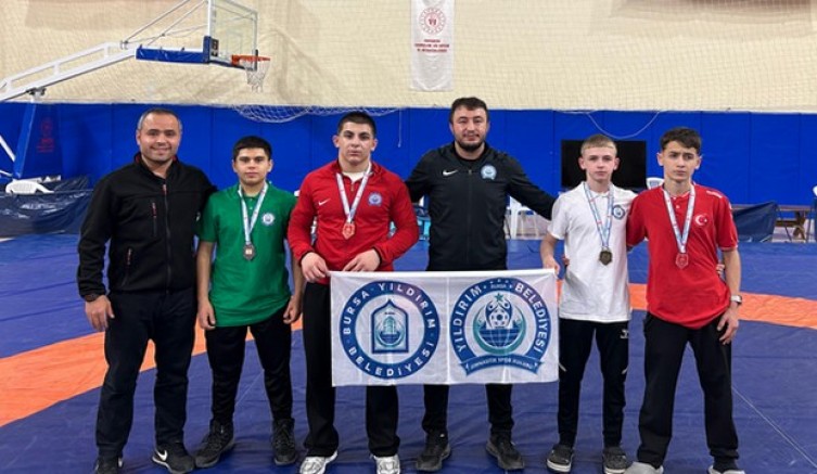 Minderde Yıldırım rüzgarı