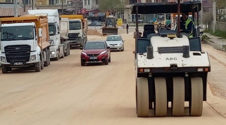 Mustafakemalpaşa'nın üstyapısı yenileniyor