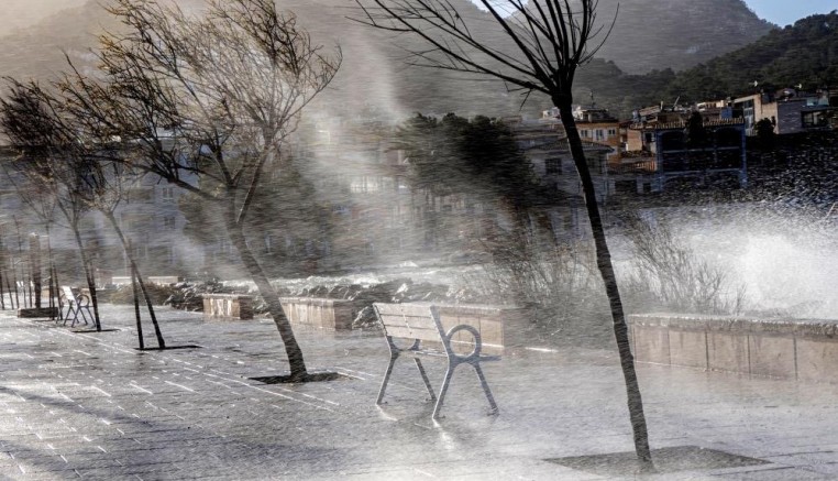 Nils Fırtınası, İspanya ve Portekiz'i kırmızı alarm geçirdi