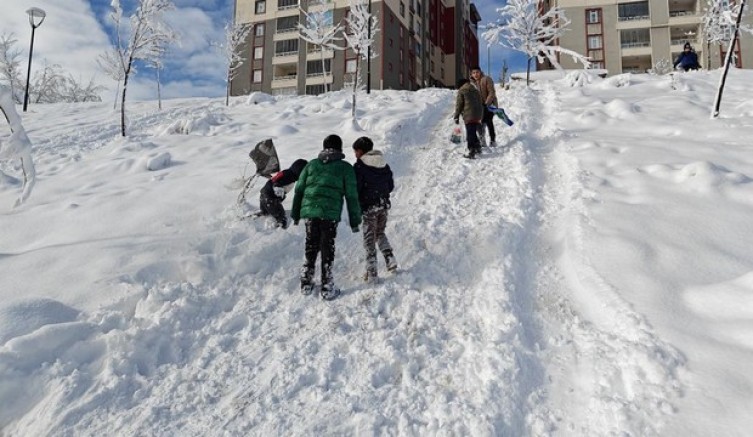 Okullara kar-lodos tatili