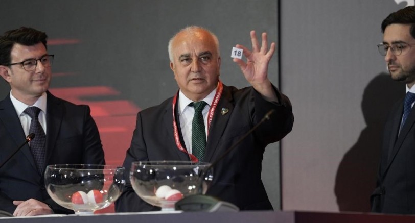 Orhan Dönmez'e ev hapsi