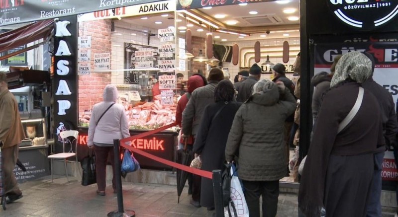 Ramazan öncesi çarşı ve pazar yoğunluğu